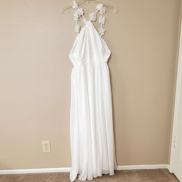 Cupshe White Floral Embellished Halter Neck Maxi Dress - Size Medium - Picture 2 of 11